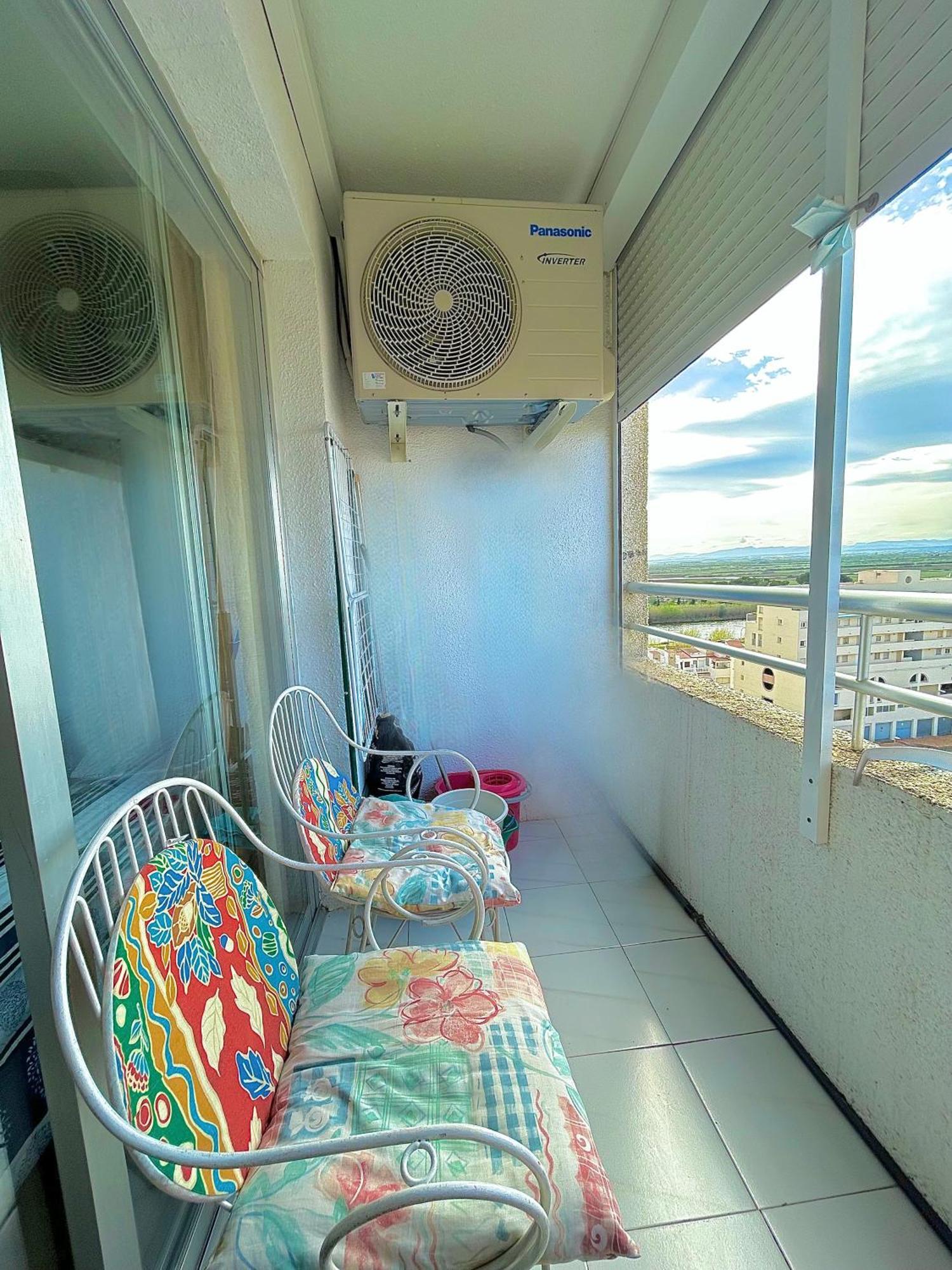 A Perte De Vue Linge De Maison Fourni Empuriabrava