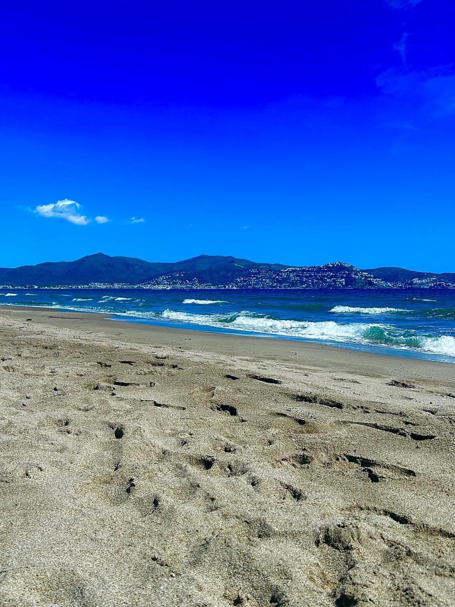 Apartament A Perte De Vue Linge De Maison Fourni Empuriabrava
