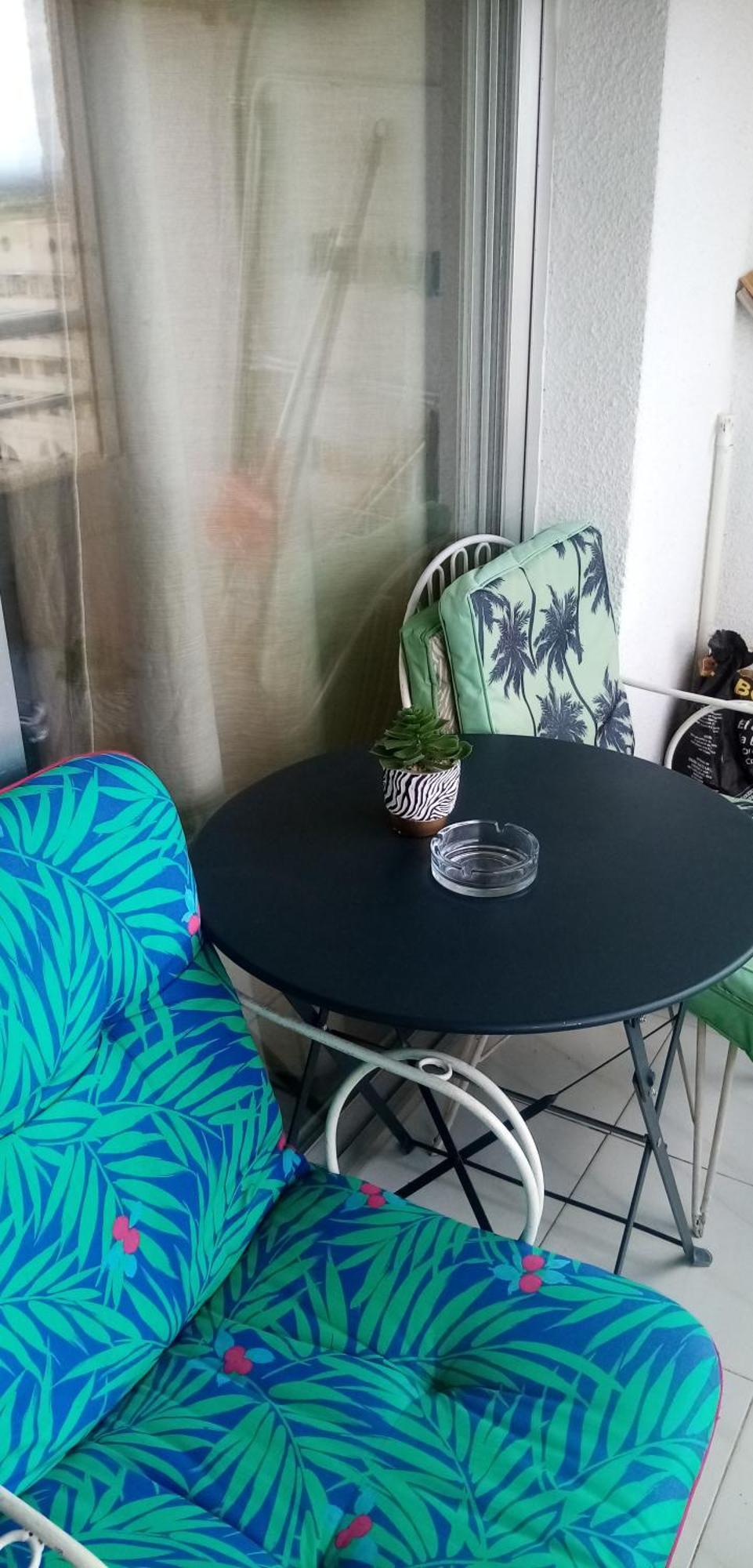 A Perte De Vue Linge De Maison Fourni * Empuriabrava